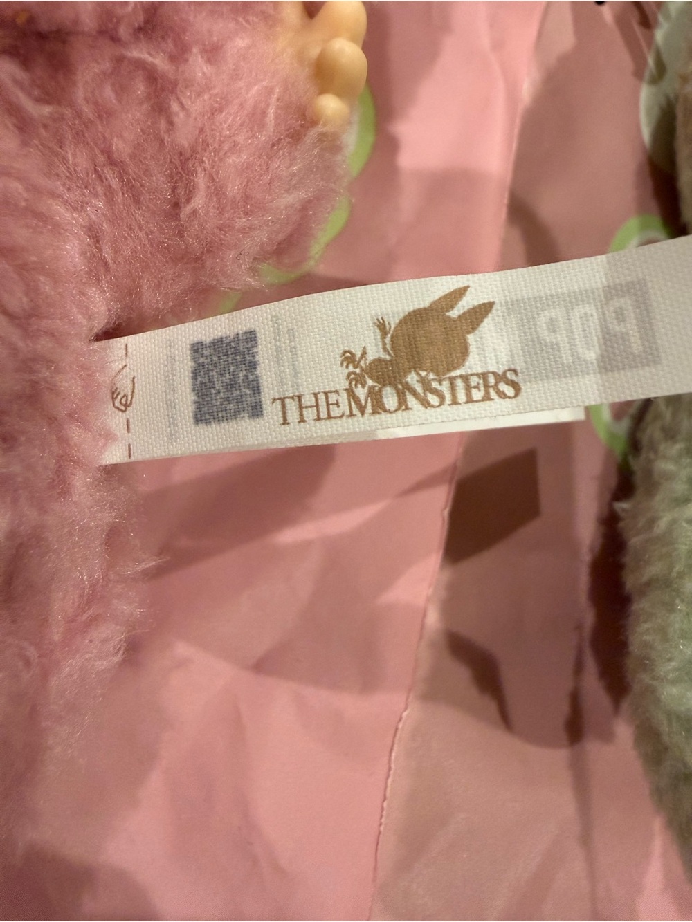 THE MONSTERS - Exciting Macaron Vinyl Face Plush Pendants - Picture 4 of 4